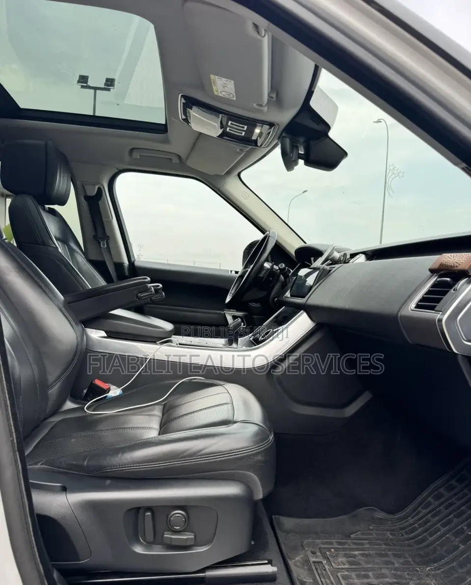 Land Rover Range Rover Sport HSE 2019 Gris