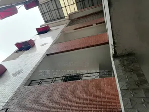 20chbre Blocs d'appartements dans Zié Multi-Service, Abobo-Doume