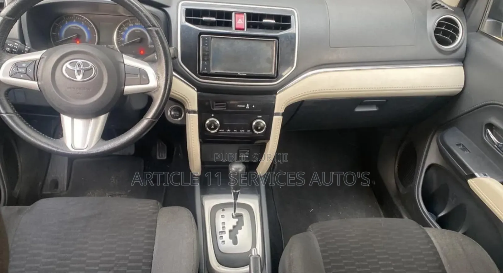 Toyota Rush 1.5 AWD 2018 Gris