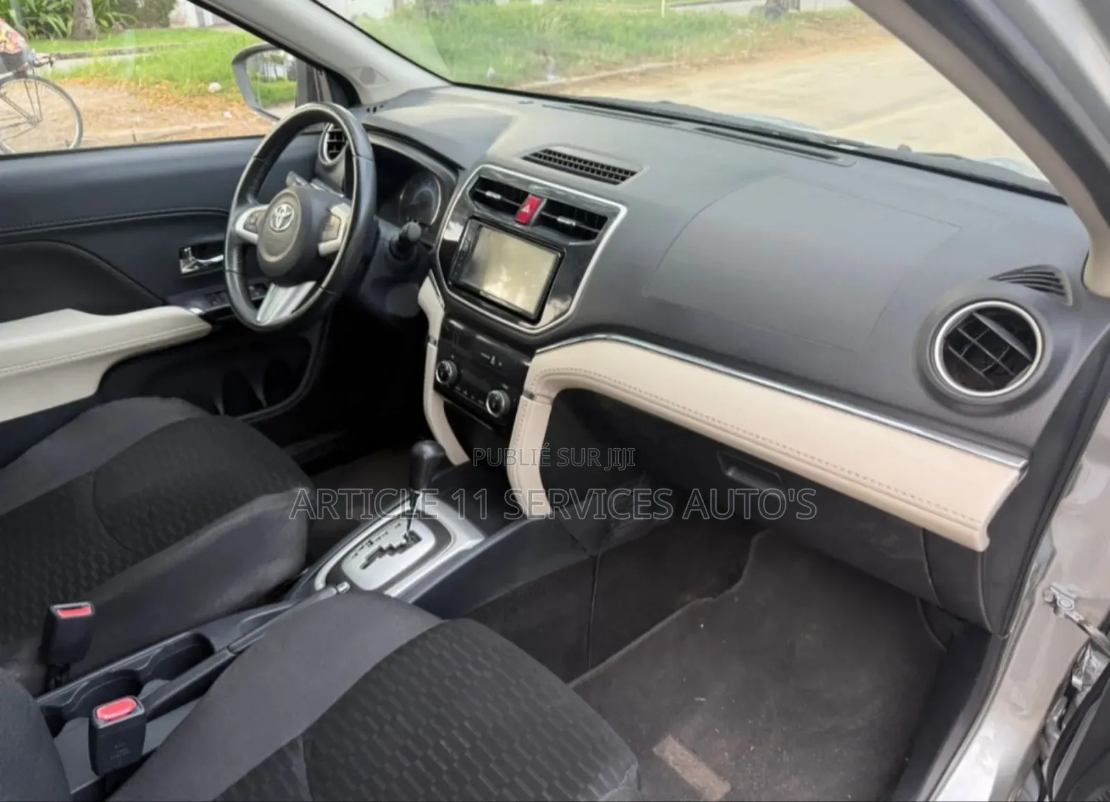 Toyota Rush 1.5 AWD 2018 Gris