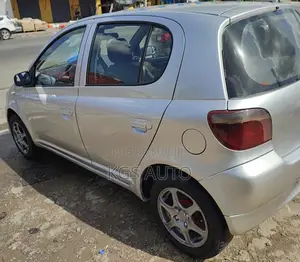 Toyota Yaris 2003 Gris