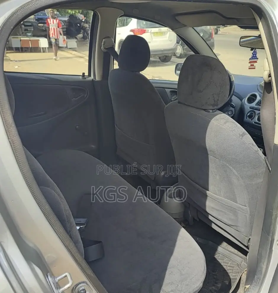 Toyota Yaris 2003 Gris