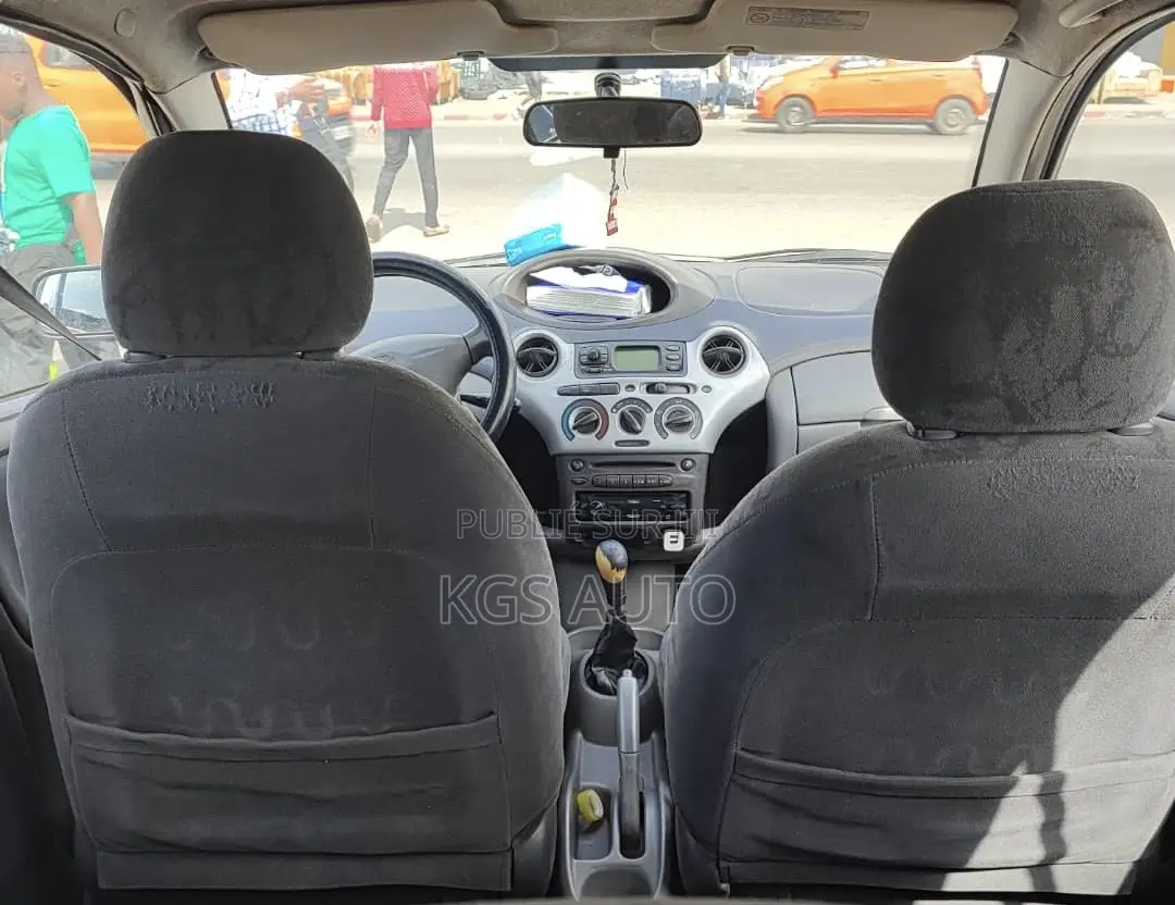 Toyota Yaris 2003 Gris