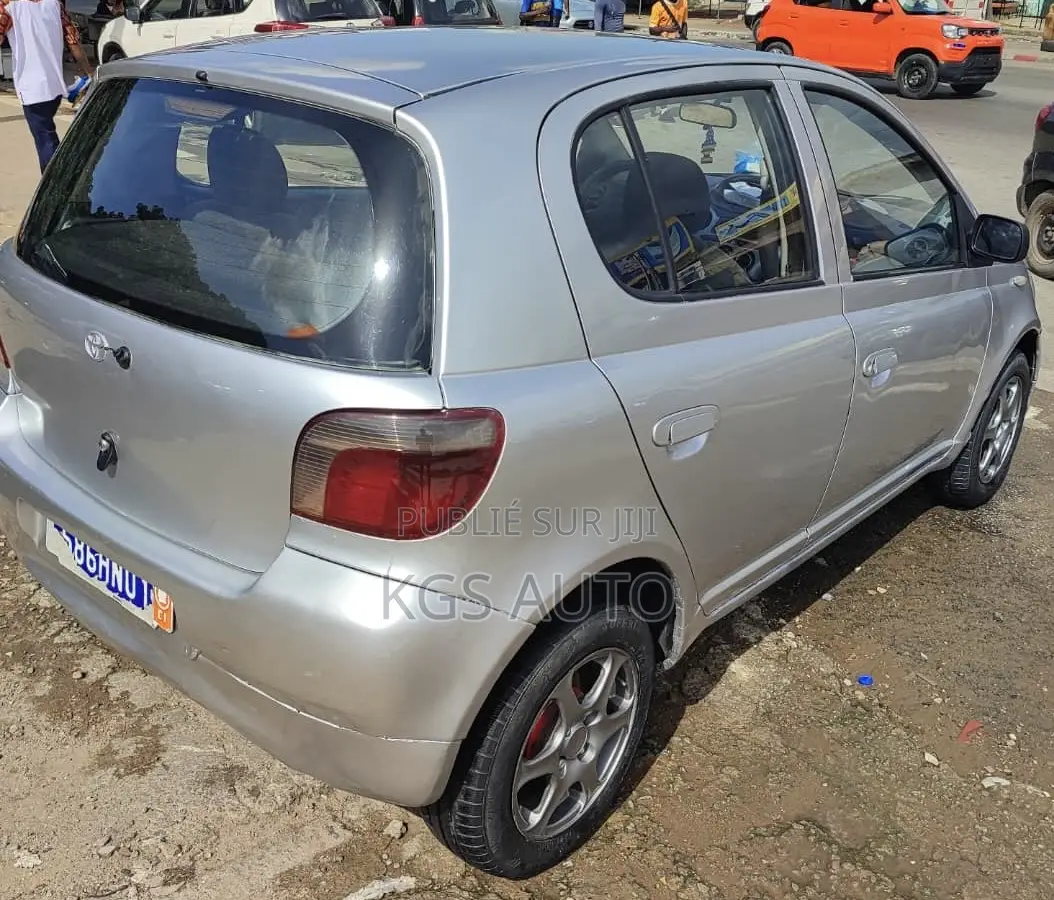 Toyota Yaris 2003 Gris