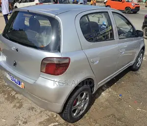 Toyota Yaris 2003 Gris