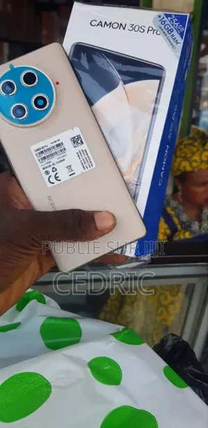 New Tecno Camon 30S 256 GB Noir
