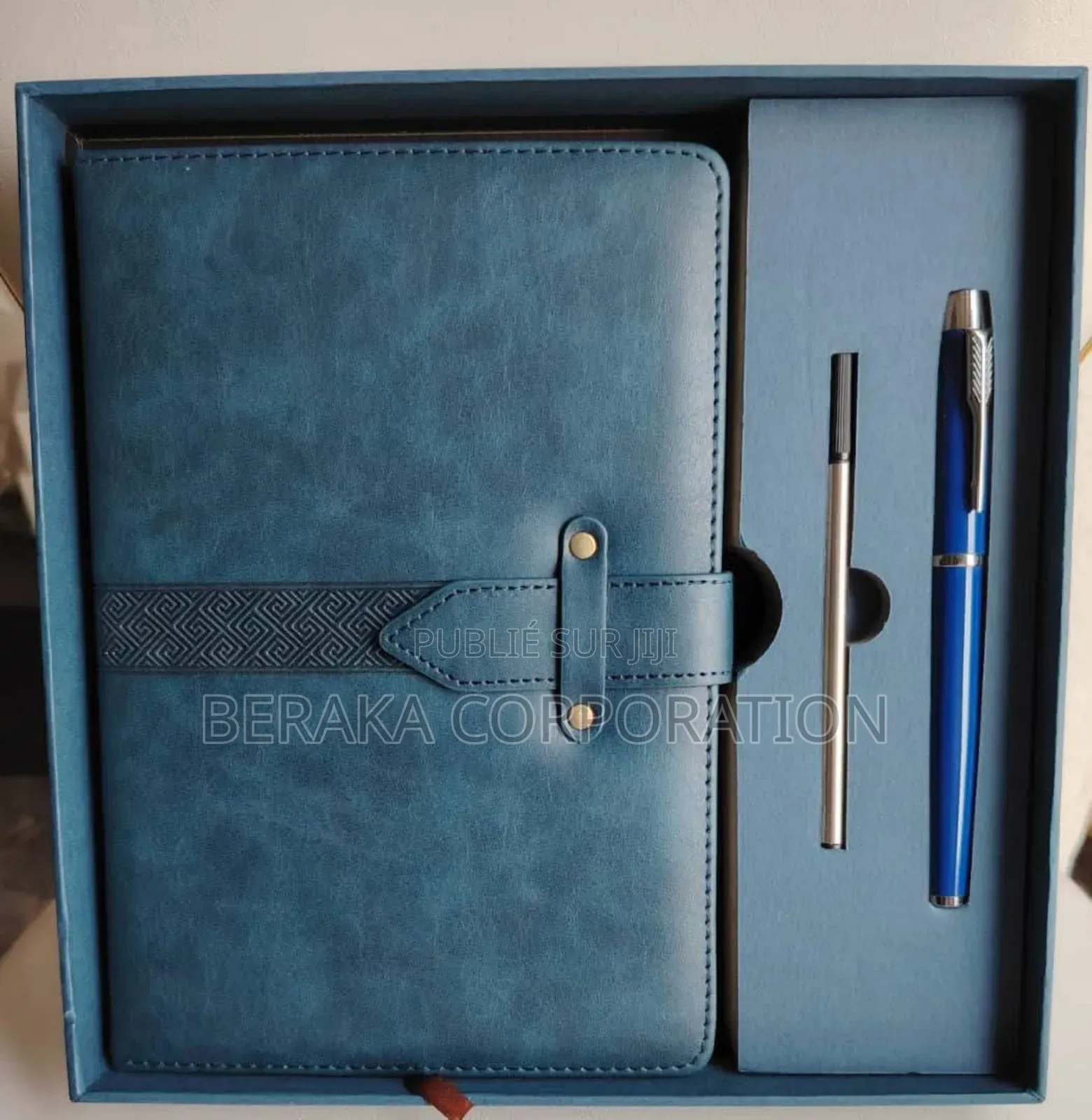Agenda Et Ensemble Coffret Personnalisé