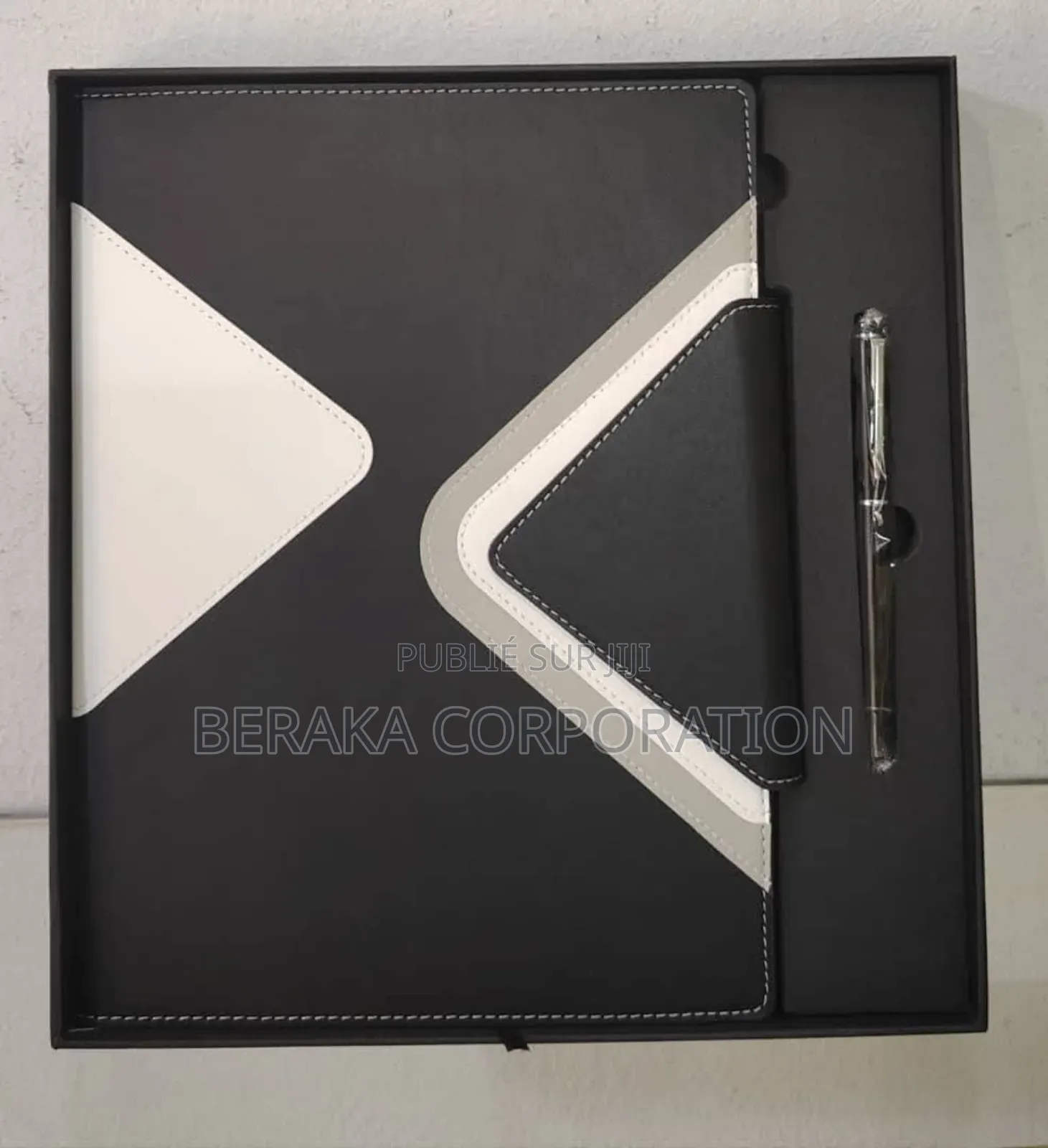 Agenda Et Ensemble Coffret Personnalisé