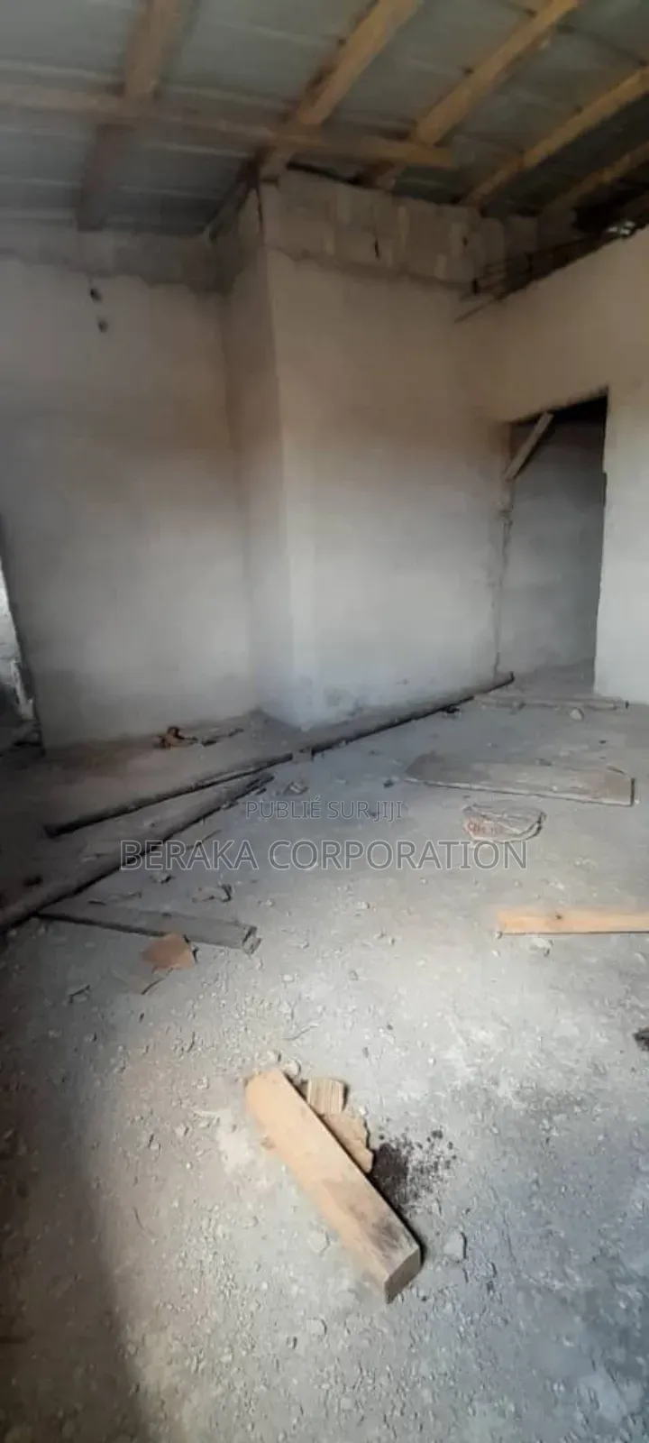 4chbre Maison dans Beraka Corporation, Songon à Vendre