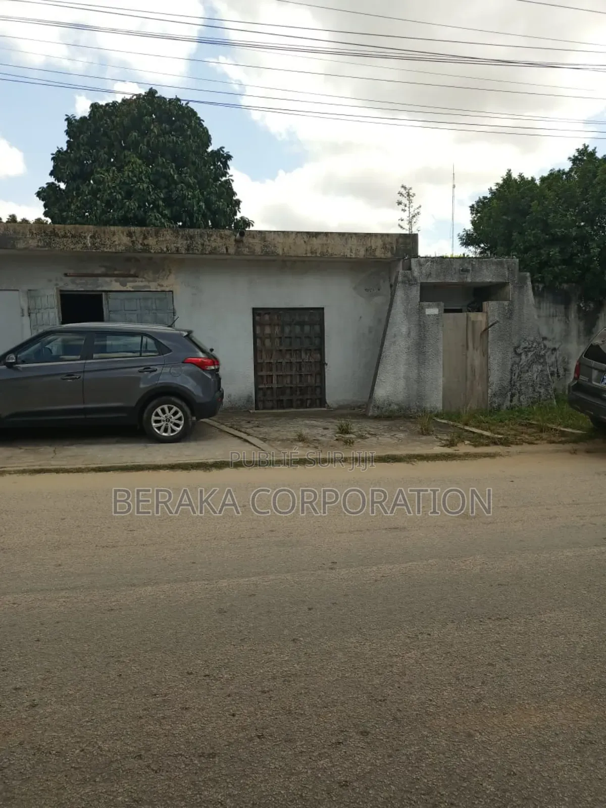 3chbre Maison dans Beraka Corporation, Cocody à Vendre