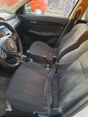 Suzuki Dzire 2022 Blanc