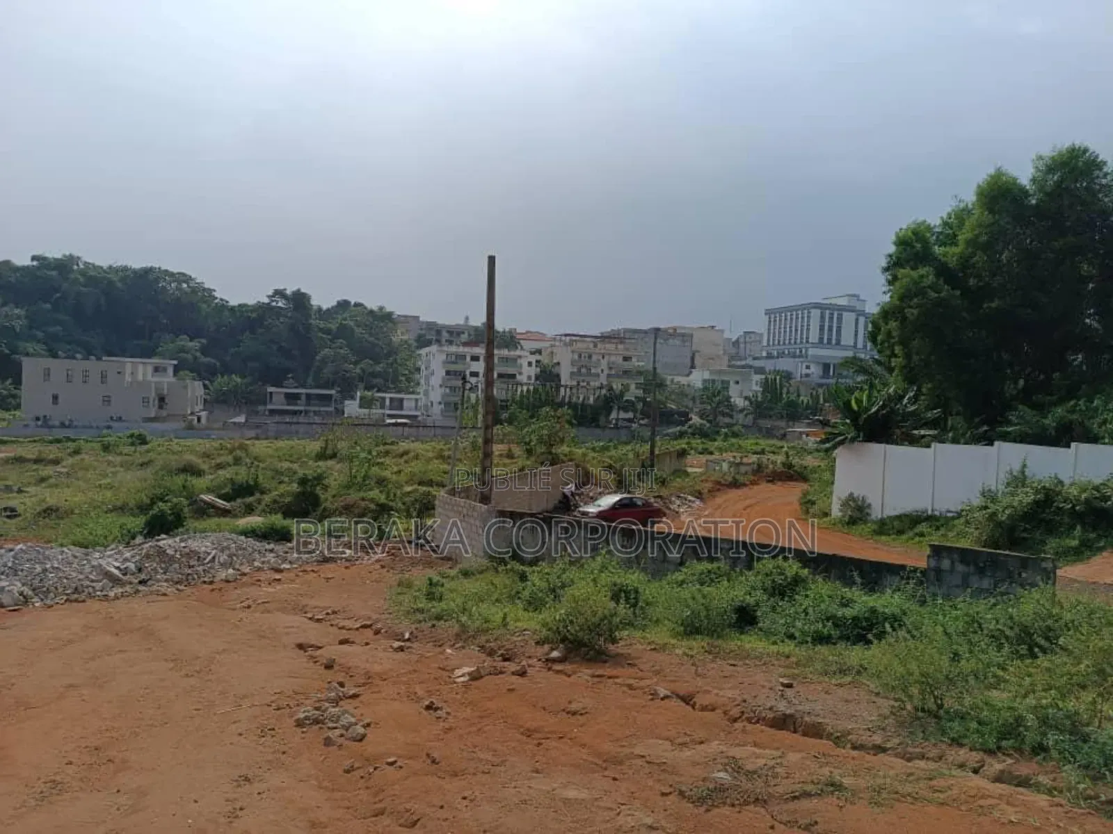 Terrain De 3041m2 Avec Acd en Vente a M'badon