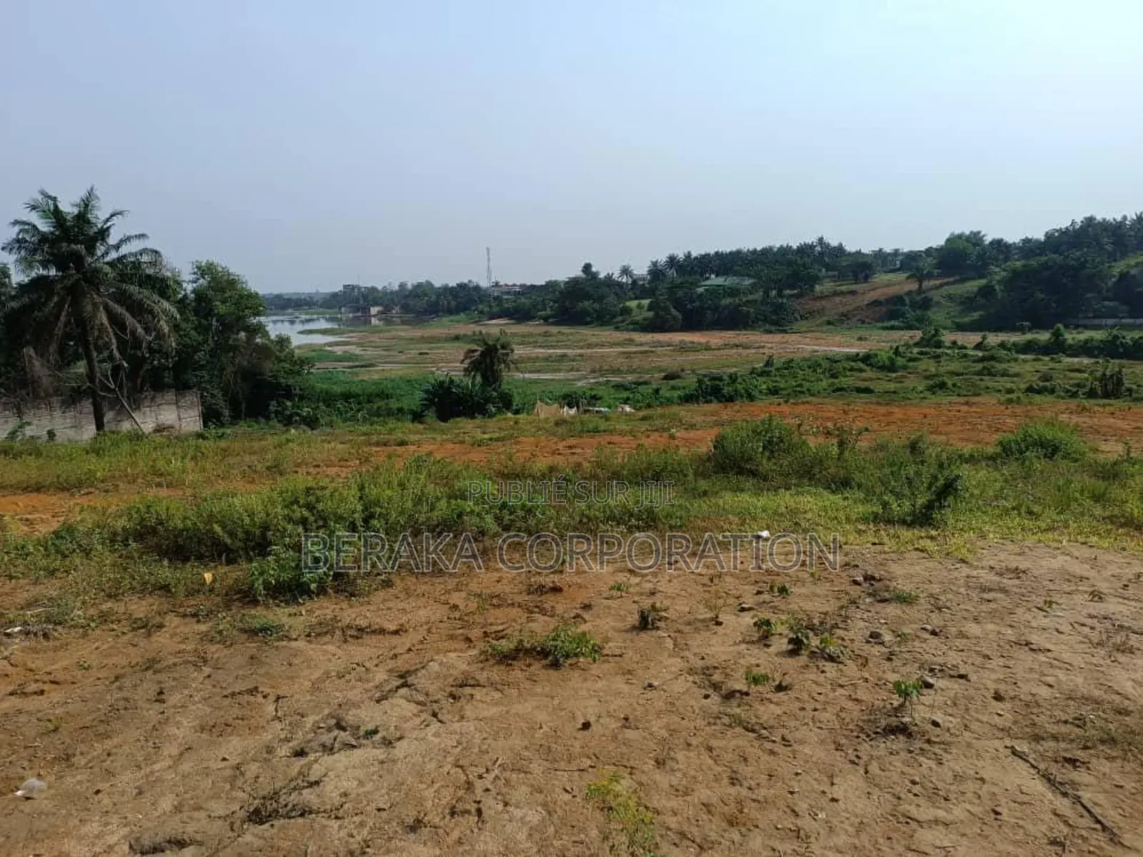 Terrain De 3041m2 Avec Acd en Vente a M'badon