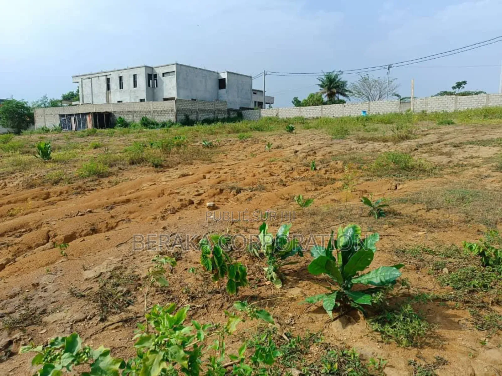 Terrain De 3041m2 Avec Acd en Vente a M'badon