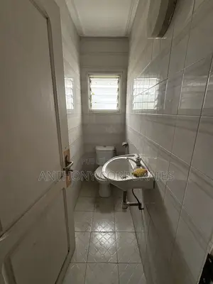 11chbre Villa dans Anthony, Cocody à Louer