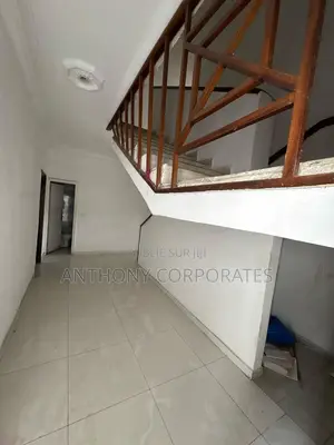 11chbre Villa dans Anthony, Cocody à Louer