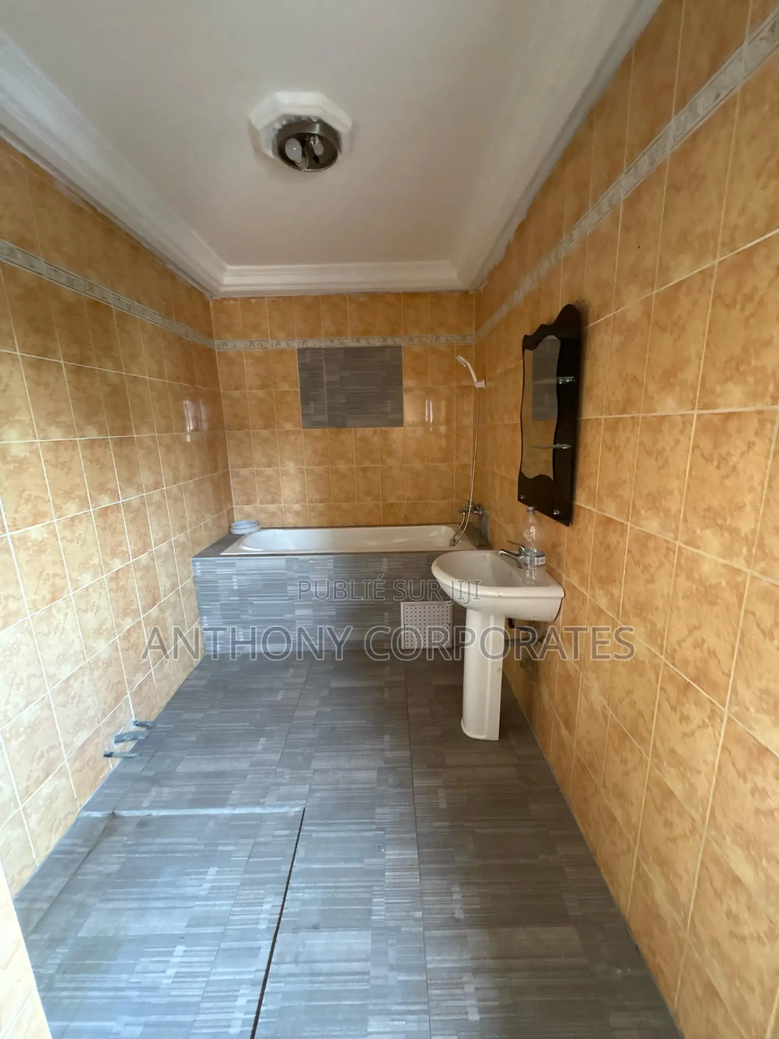 11chbre Villa dans Anthony, Cocody à Louer