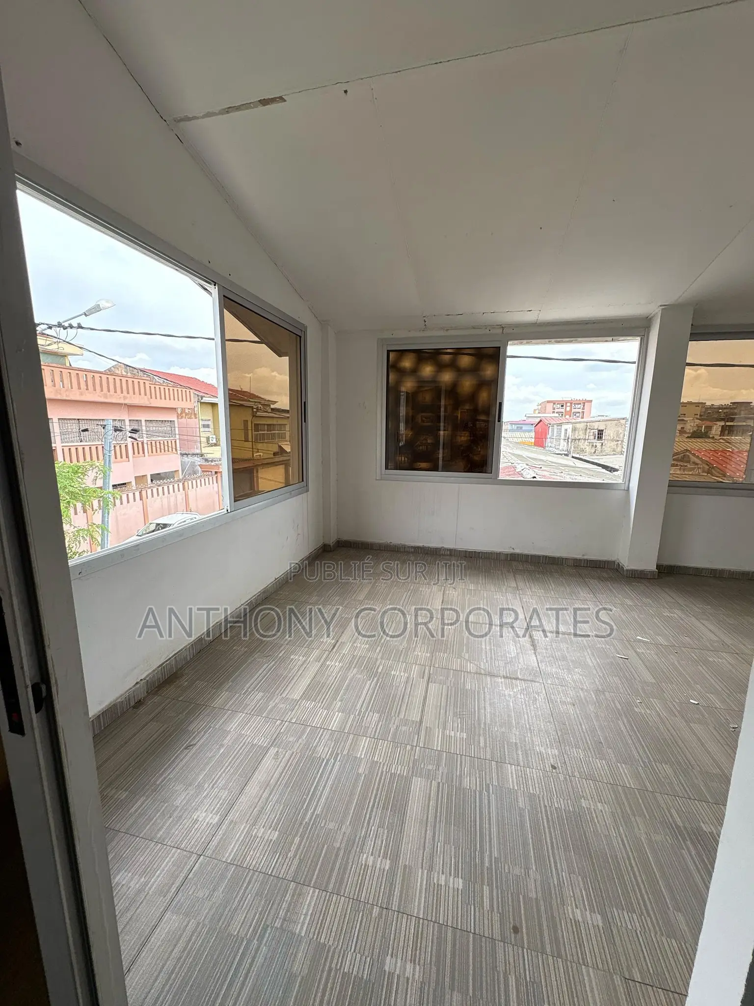 11chbre Villa dans Anthony, Cocody à Louer