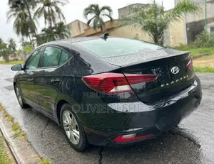 Photo - Hyundai Elantra ECO 2020 Noir