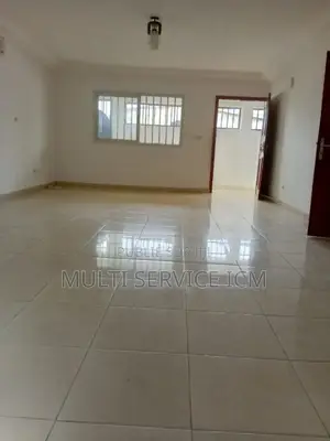5chbre Duplex dans Ismael Coulibaly, Cocody à Vendre