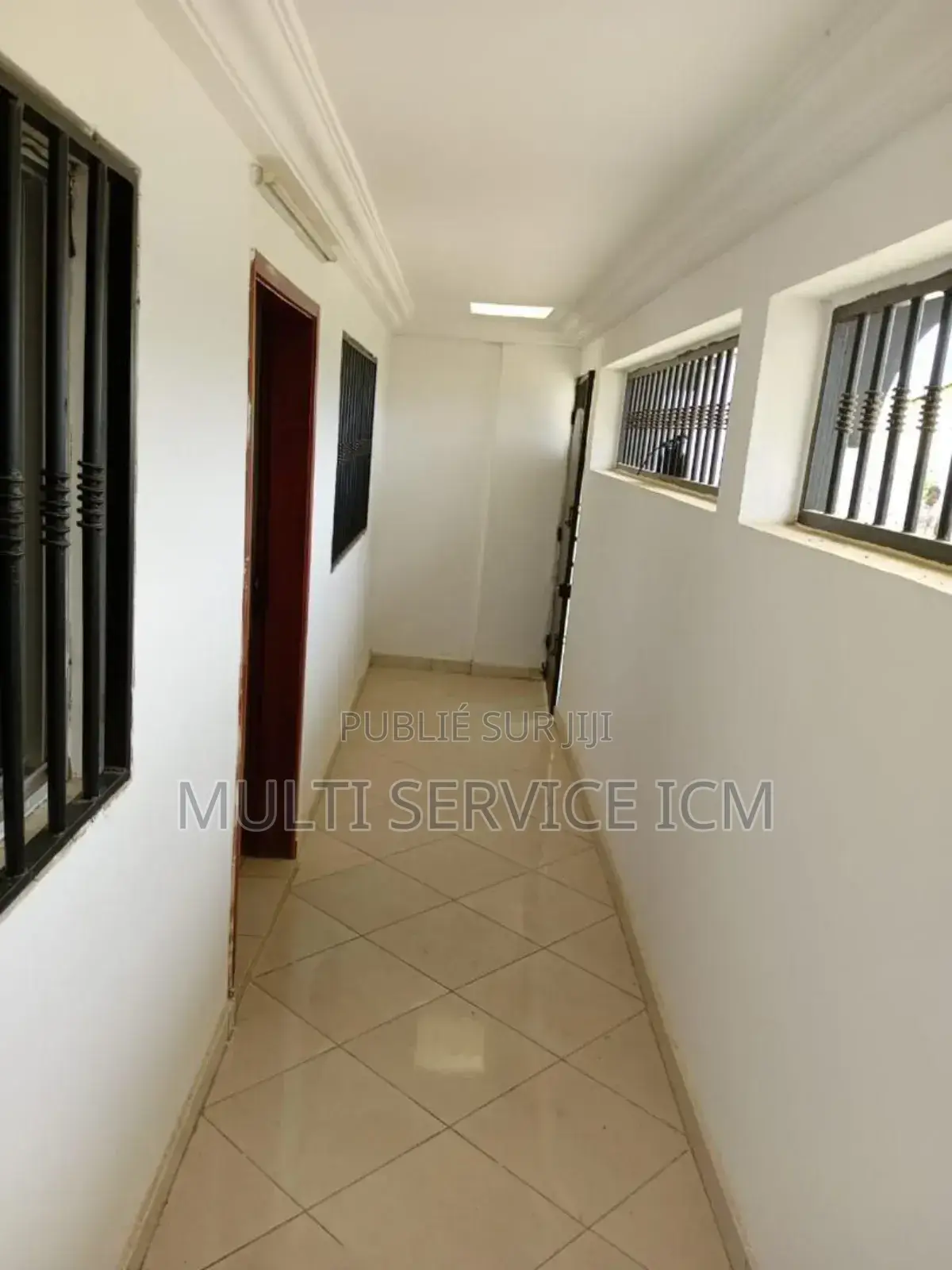 5chbre Duplex dans Ismael Coulibaly, Cocody à Vendre