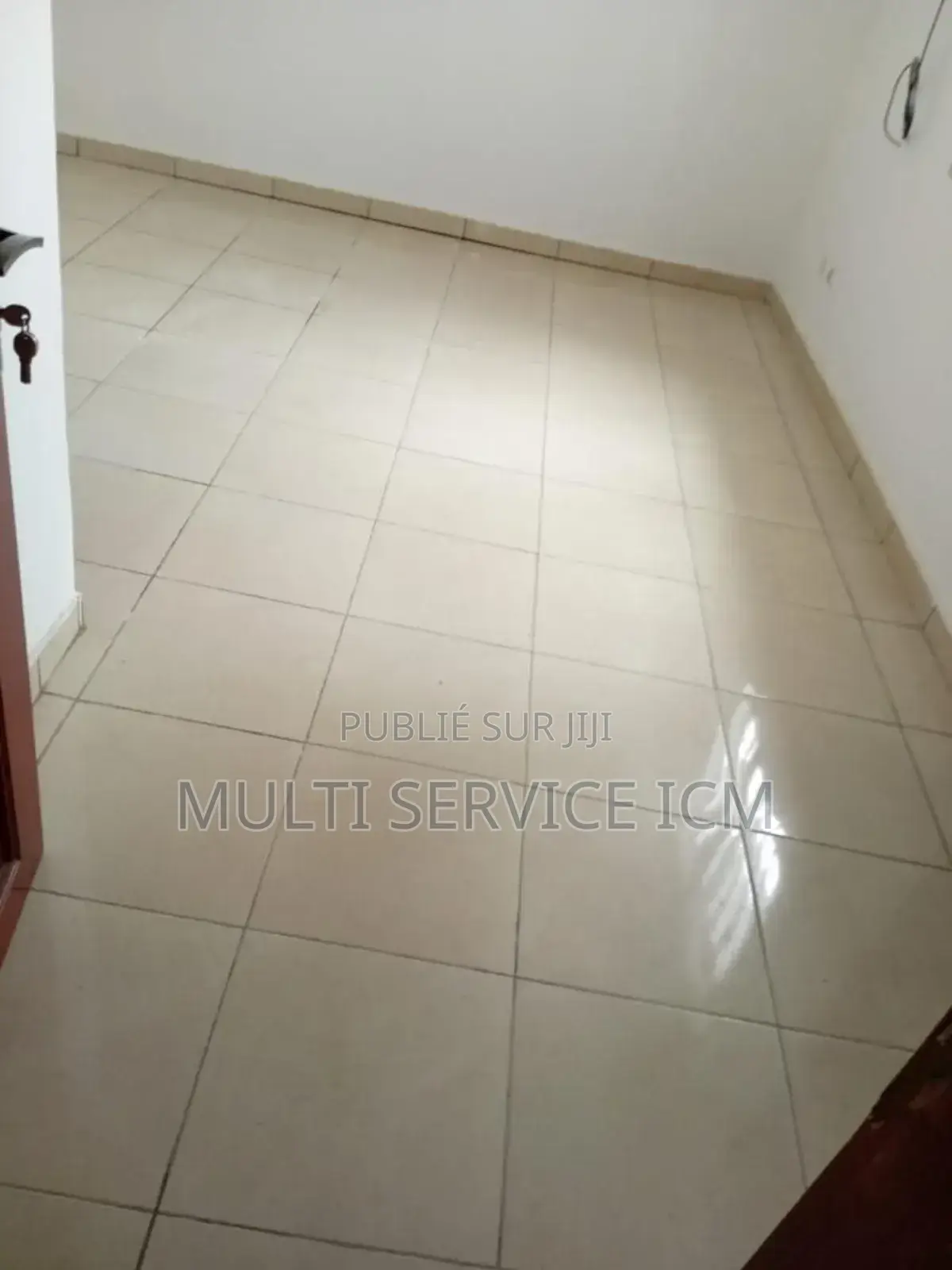 5chbre Duplex dans Ismael Coulibaly, Cocody à Vendre