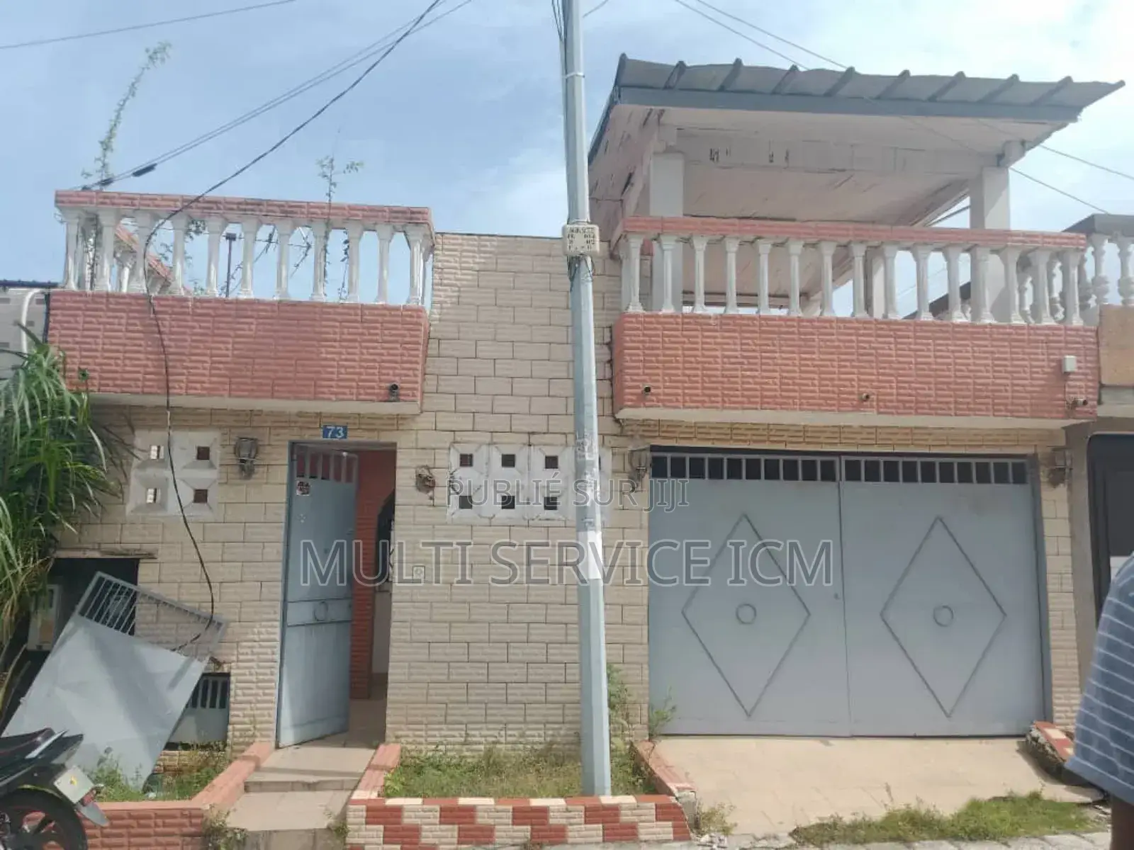 Furnished 8chbre Duplex dans Ismael Coulibaly, Cocody à Vendre