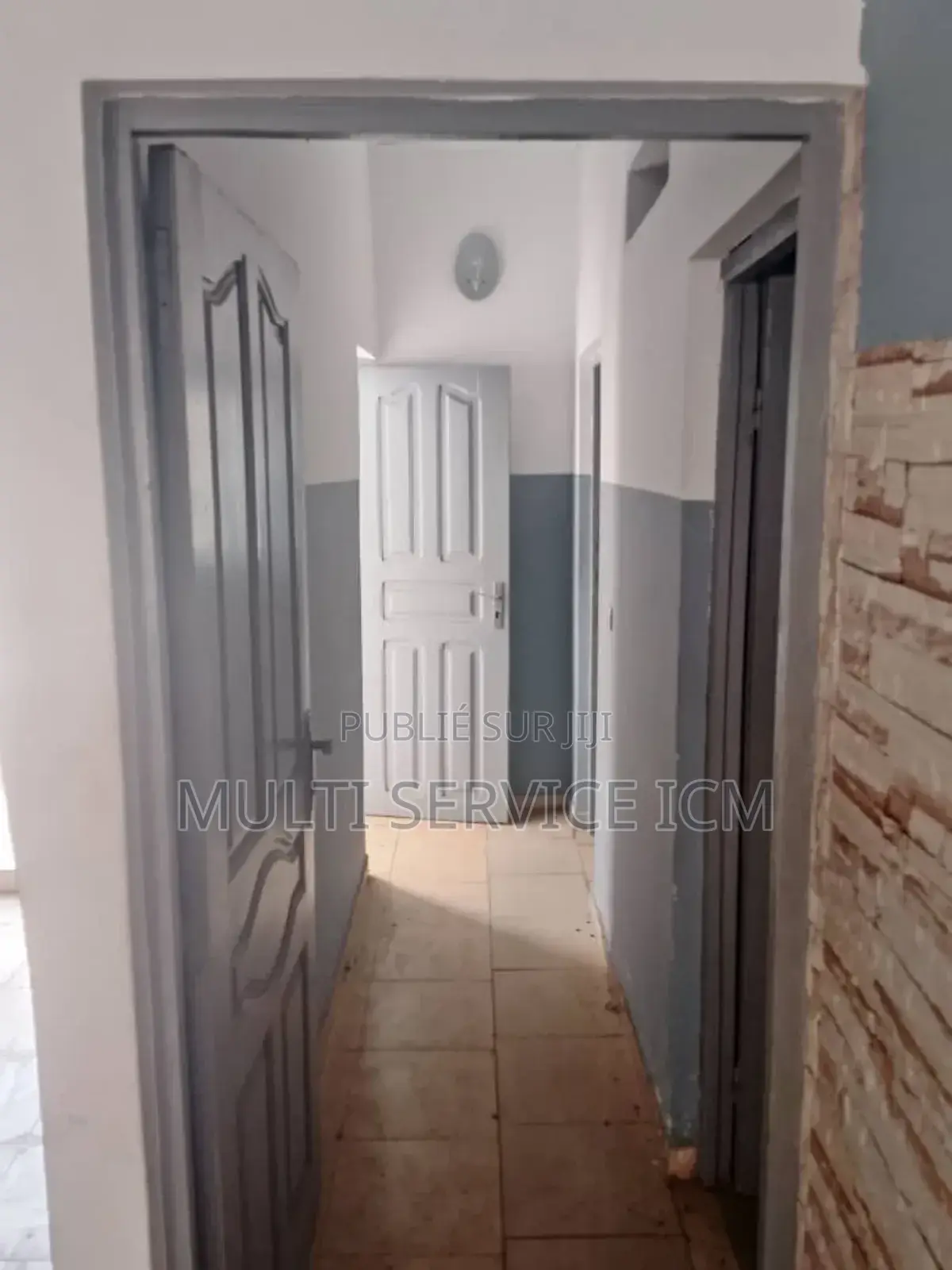 Furnished 8chbre Duplex dans Ismael Coulibaly, Cocody à Vendre
