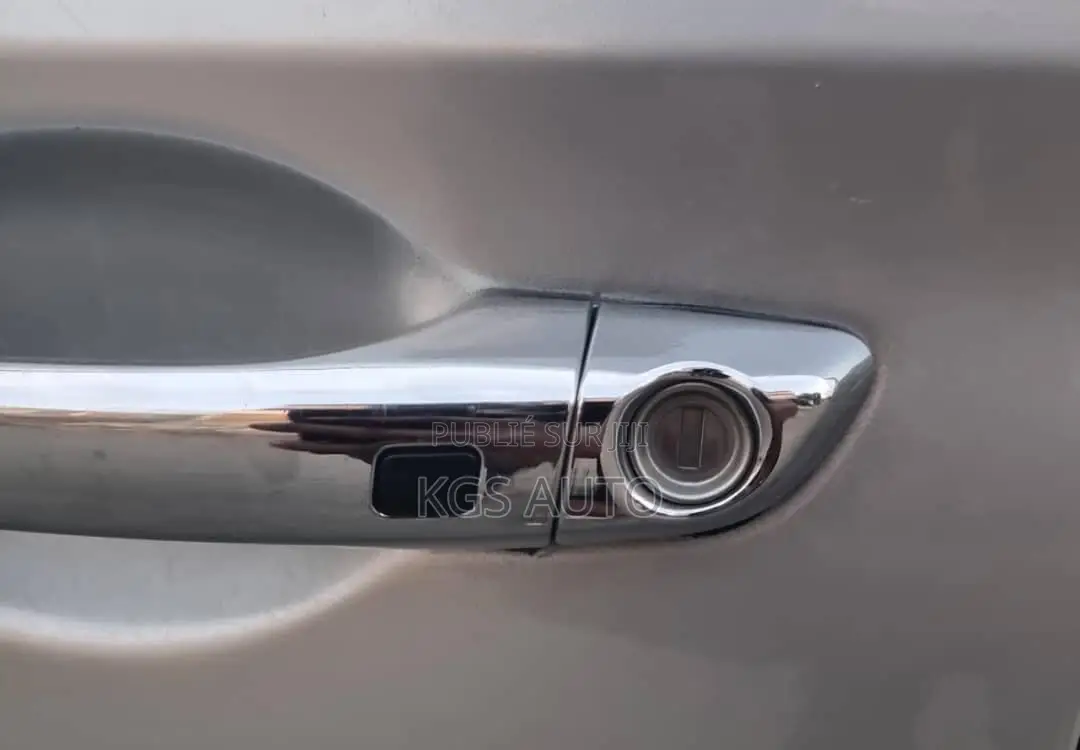 Hyundai Elantra Limited 2020 Gris