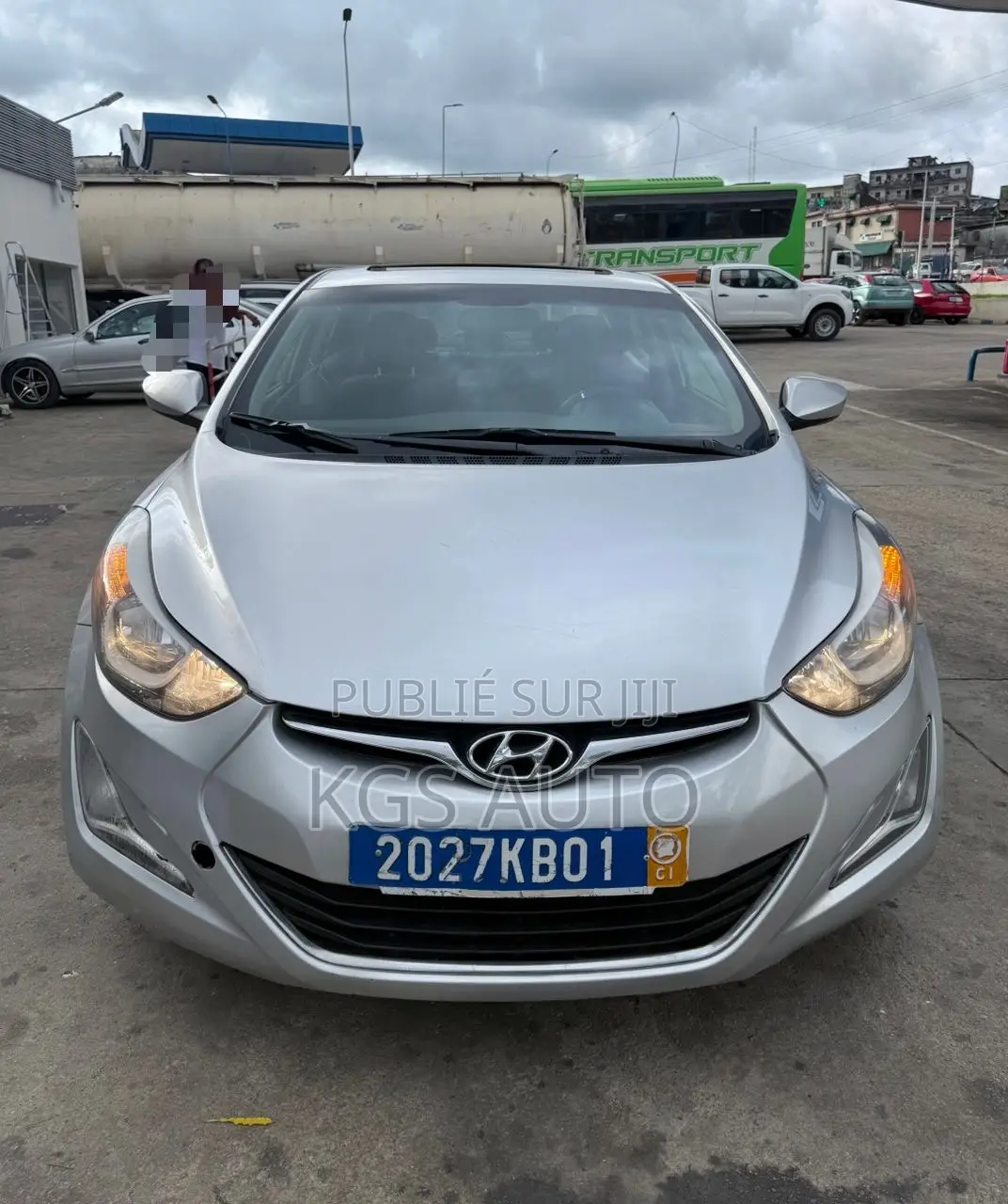 Hyundai Elantra Sport Sedan FWD (2.0L 4cyl 6A) 2016 Gris
