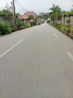 Terrain De 600m2 Avec Acd en Vente Dans La Zone Abidjan Mal