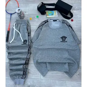 Nouvelle Collection De Survêtement Stock Limité .