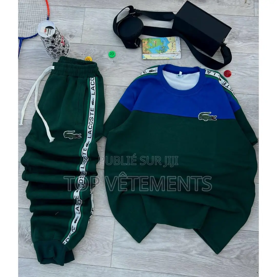 Nouvelle Collection De Survêtement Stock Limité .