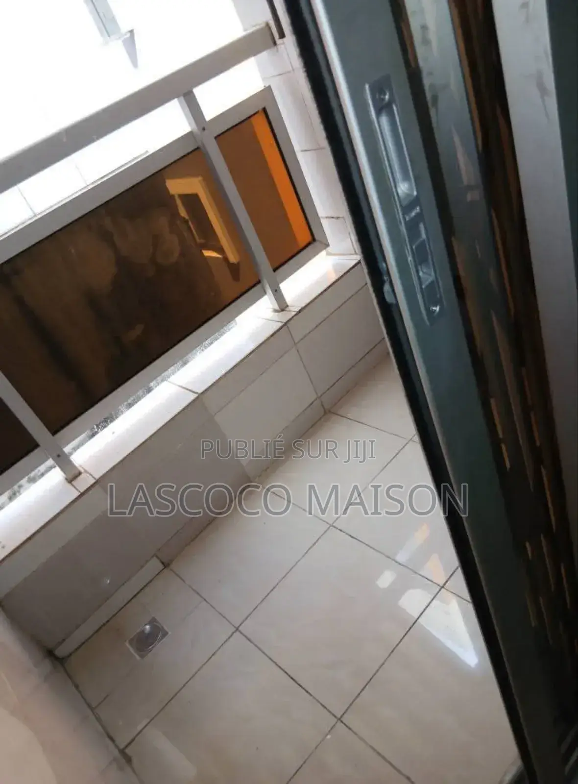 2chbre Appartement dans Lascoco Maison, Cocody à Louer