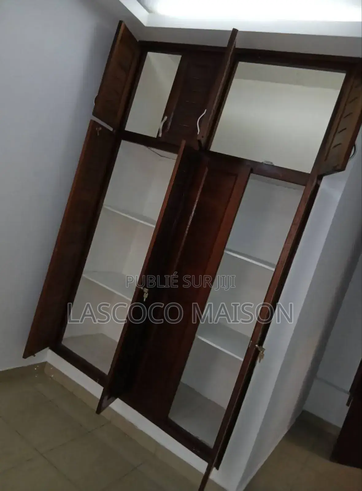 2chbre Appartement dans Lascoco Maison, Cocody à Louer
