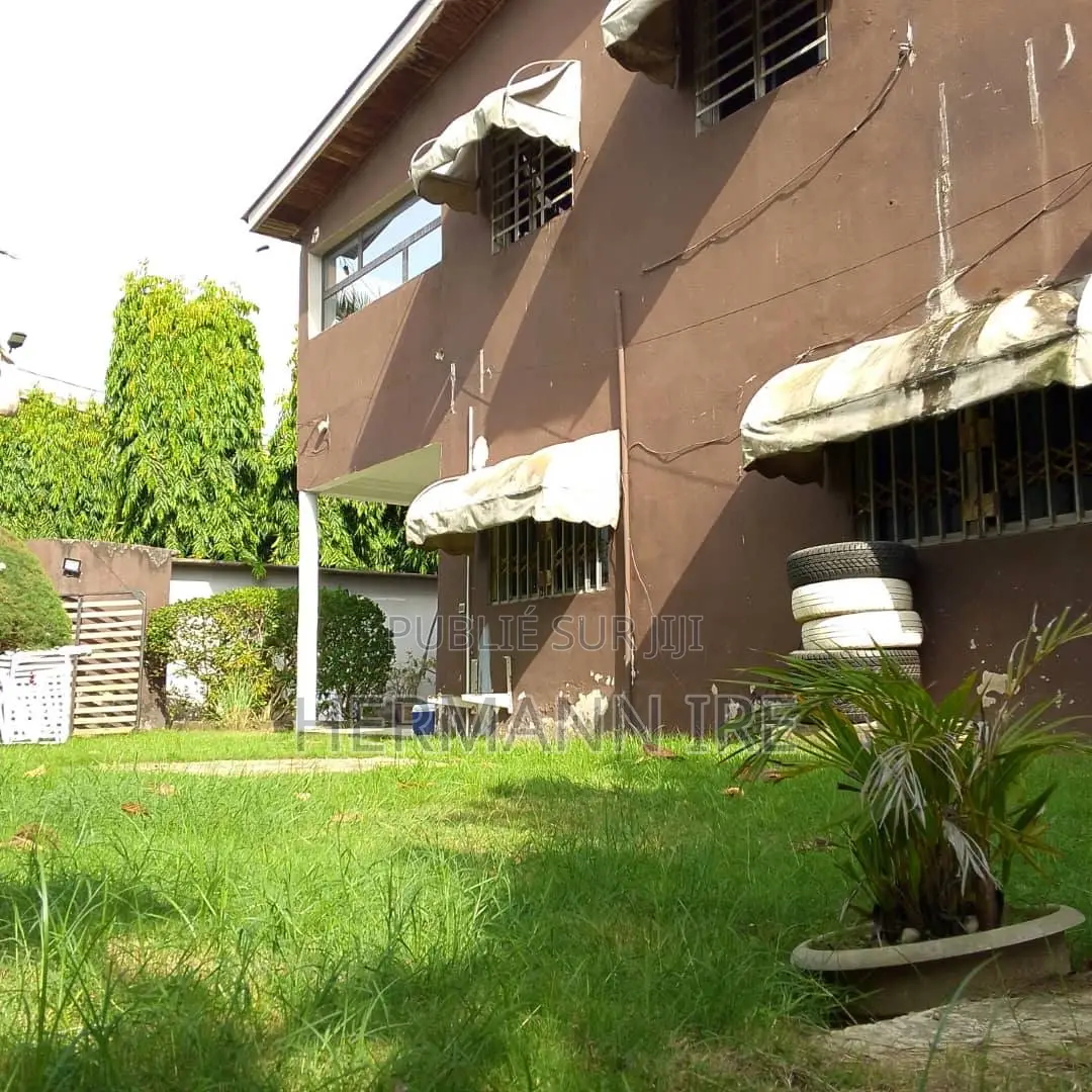 5chbre Duplex dans Bingerville à Vendre