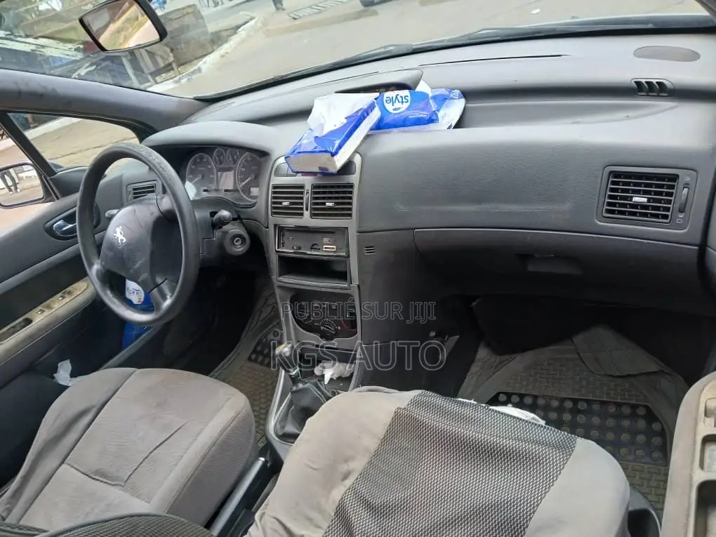 PEUGEOT 307 1.4 D 2002 Gris