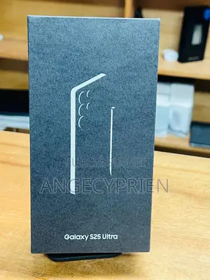 Photo - New Samsung Galaxy S25 Ultra 256 GB Gris