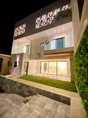 6chbre Duplex dans Naval Immobilier, Bingerville à Vendre