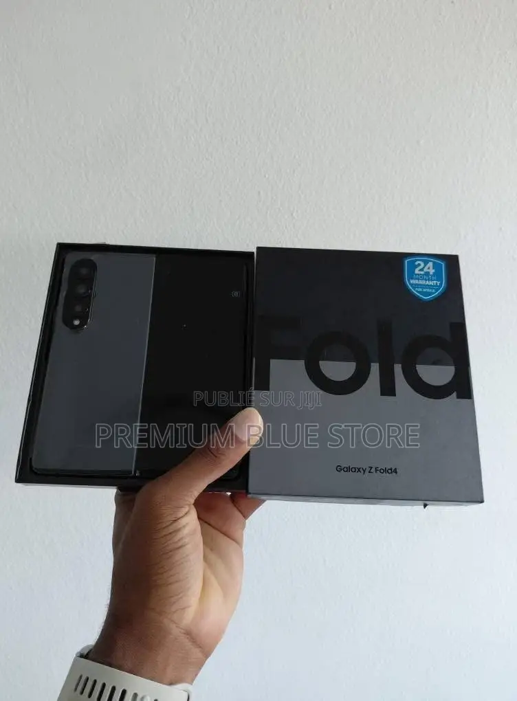 Neuf Samsung Galaxy Z Fold4 256 GB Autre