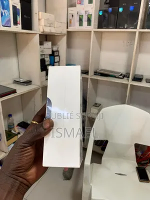 New Samsung Galaxy S20 FE 128 GB Noir