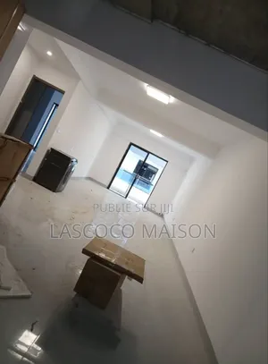 4chbre Appartement dans Lascoco Maison, Cocody à Louer