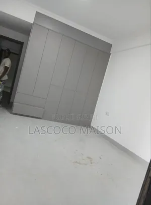 4chbre Appartement dans Lascoco Maison, Cocody à Louer