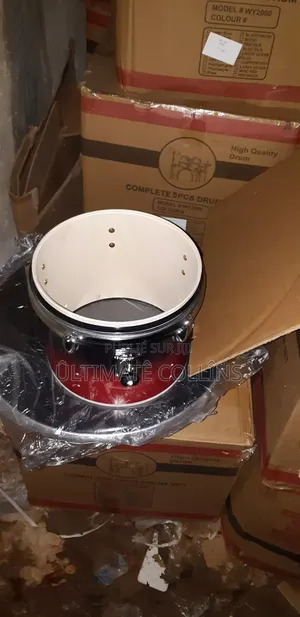 Original Batterie Tama Complète Rouge-Noir