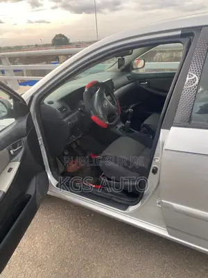 Toyota Corolla 1.4 Sedan 2002 Gris