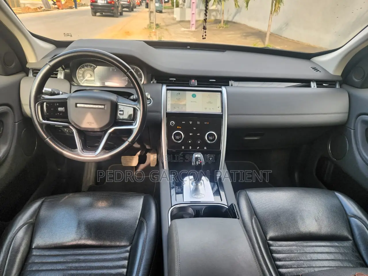 Land Rover Discovery 2022 Blanc