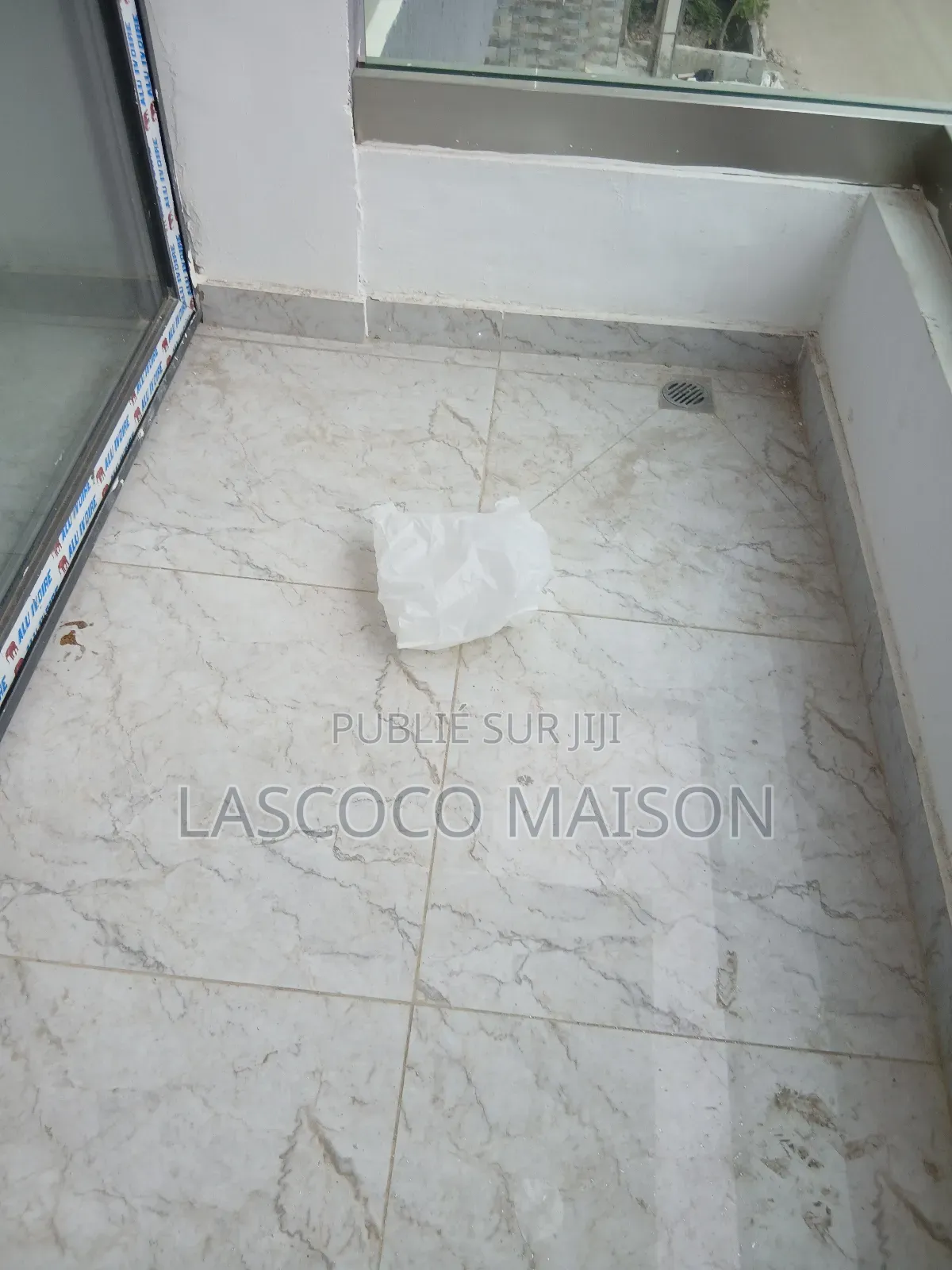 2chbre Appartement dans Lascoco Maison, Cocody à Louer