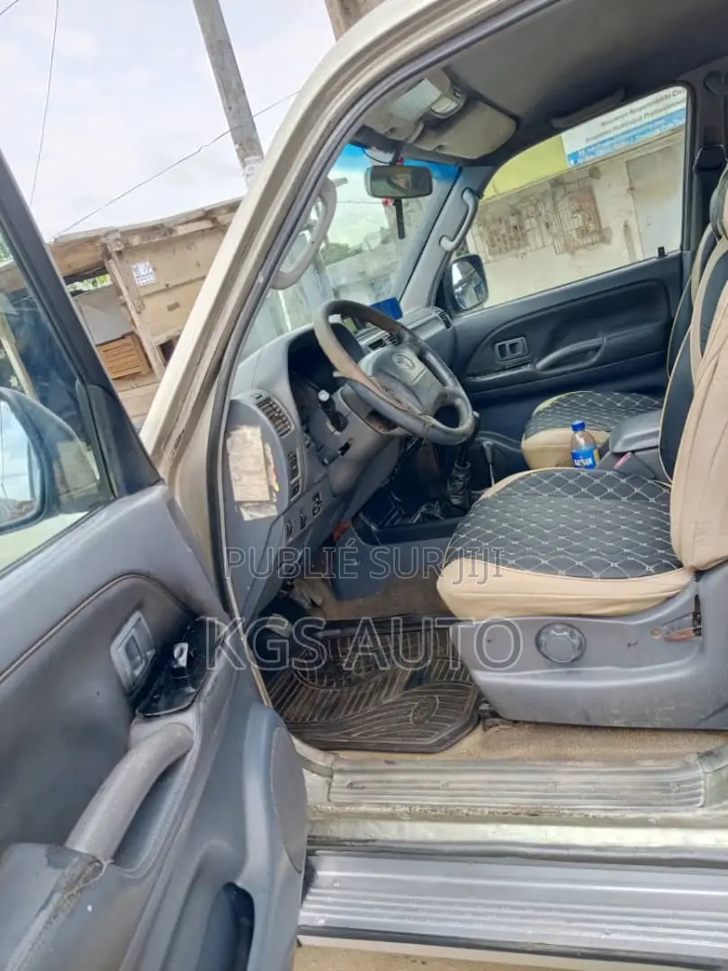 Toyota Land Cruiser Prado 2.7 i 16V 2007 Beige