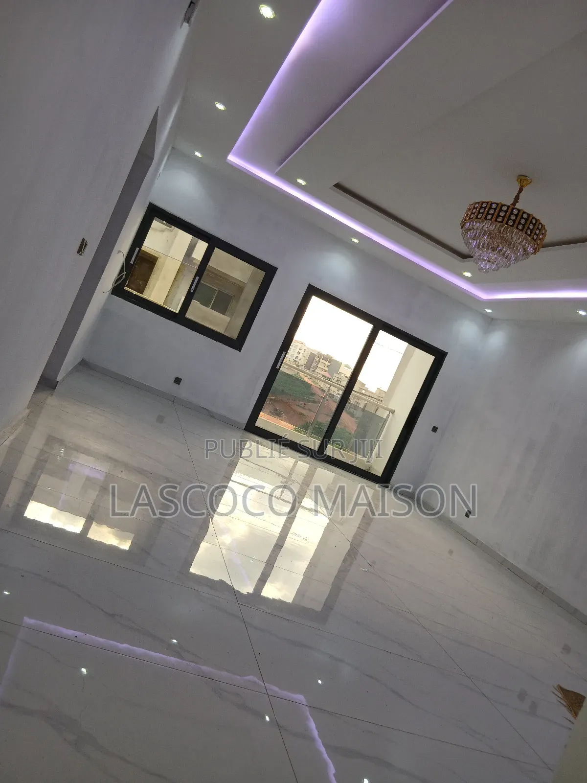 2chbre Appartement dans Lascoco Maison, Cocody à Vendre