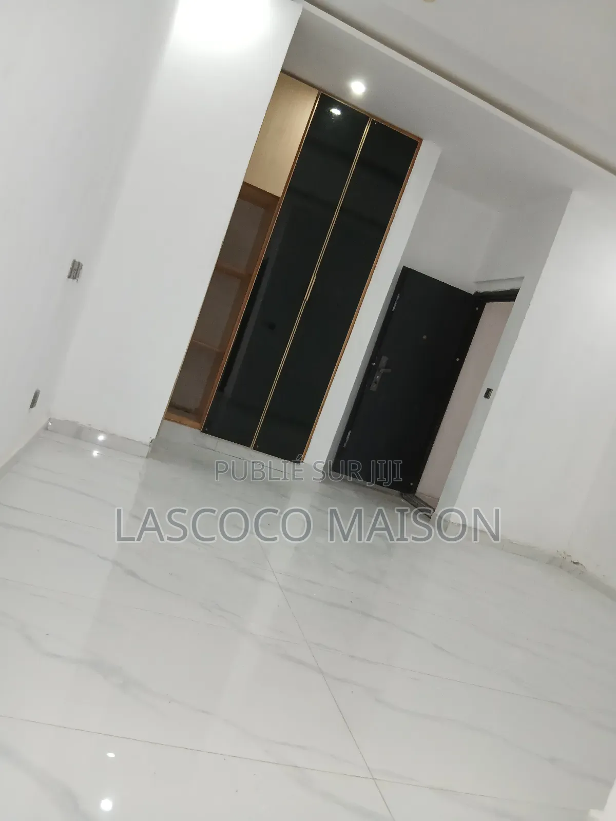 2chbre Appartement dans Lascoco Maison, Cocody à Vendre